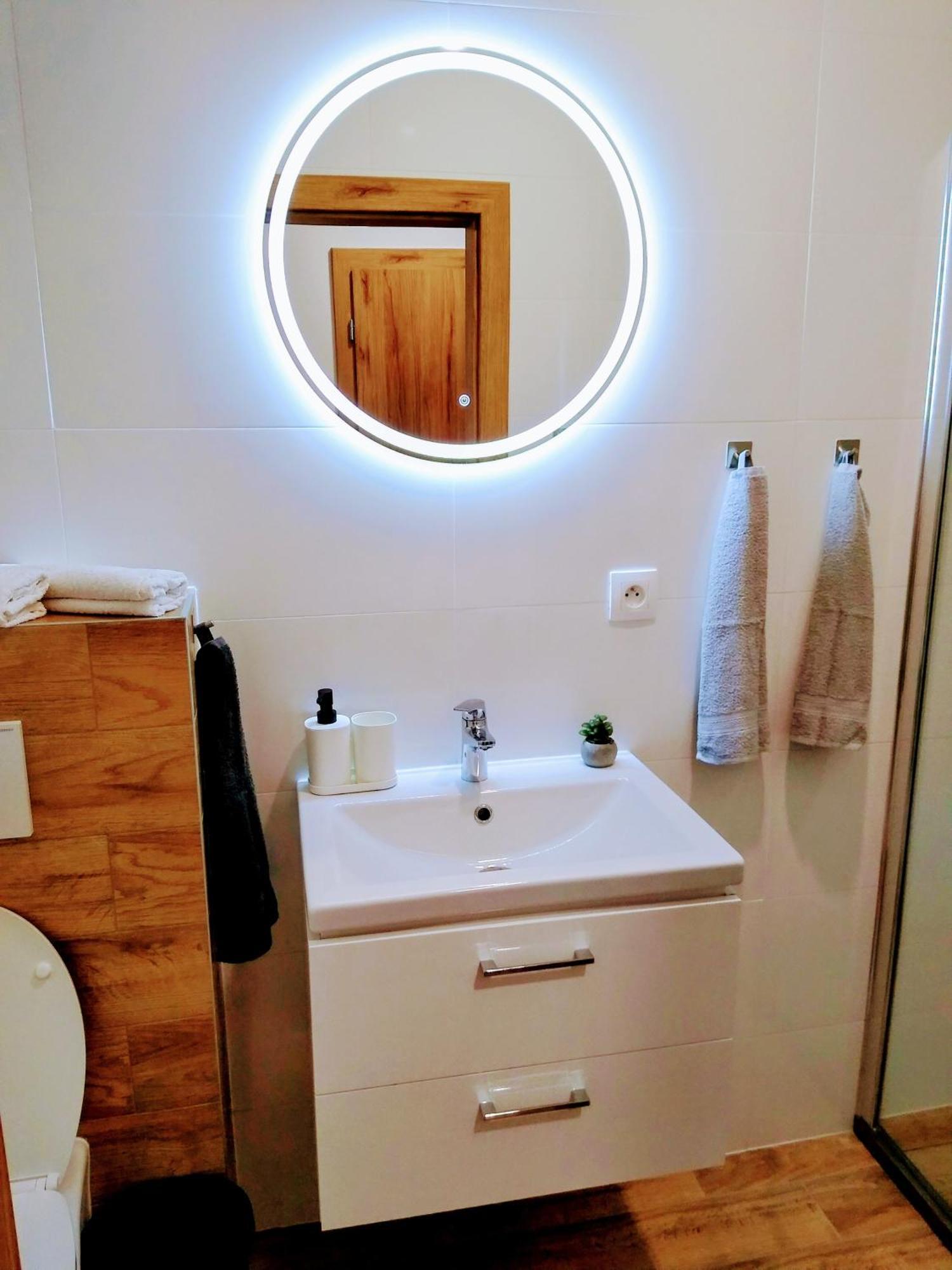 Apartman Shelly Vlachy Екстериор снимка